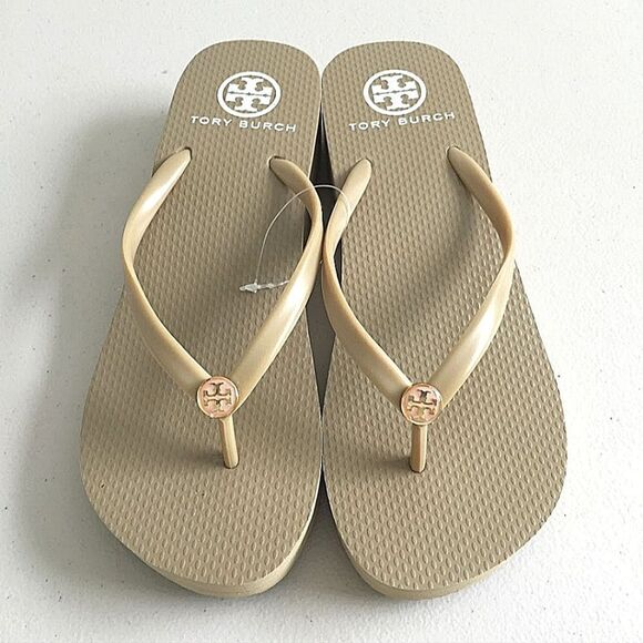 Tory Burch  - Picture 1 of 7